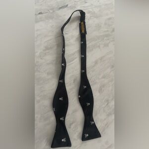 Rugby Ralph Lauren Skull and Crossbones Bowtie